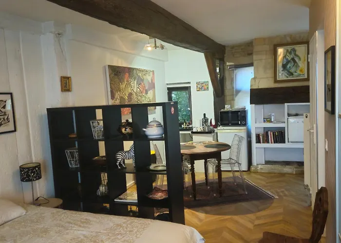 Independent Master Suite, 18Th Century Home Caen foto