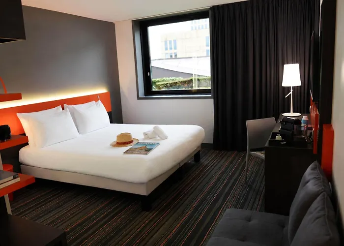 Ibis Styles Caen Centre Gare Hotel photo